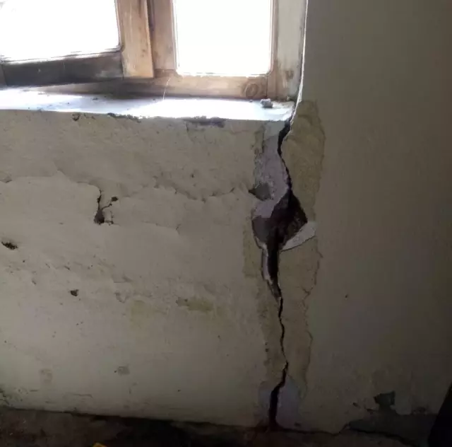 Bingöl�de heyelan nedeniyle iki ev boşaltıldı