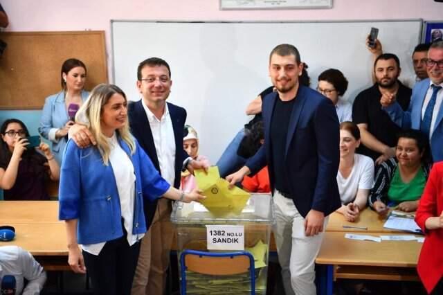 İstanbul seçimini yapıyor! 10,5 milyon kişi yeniden sandık başında