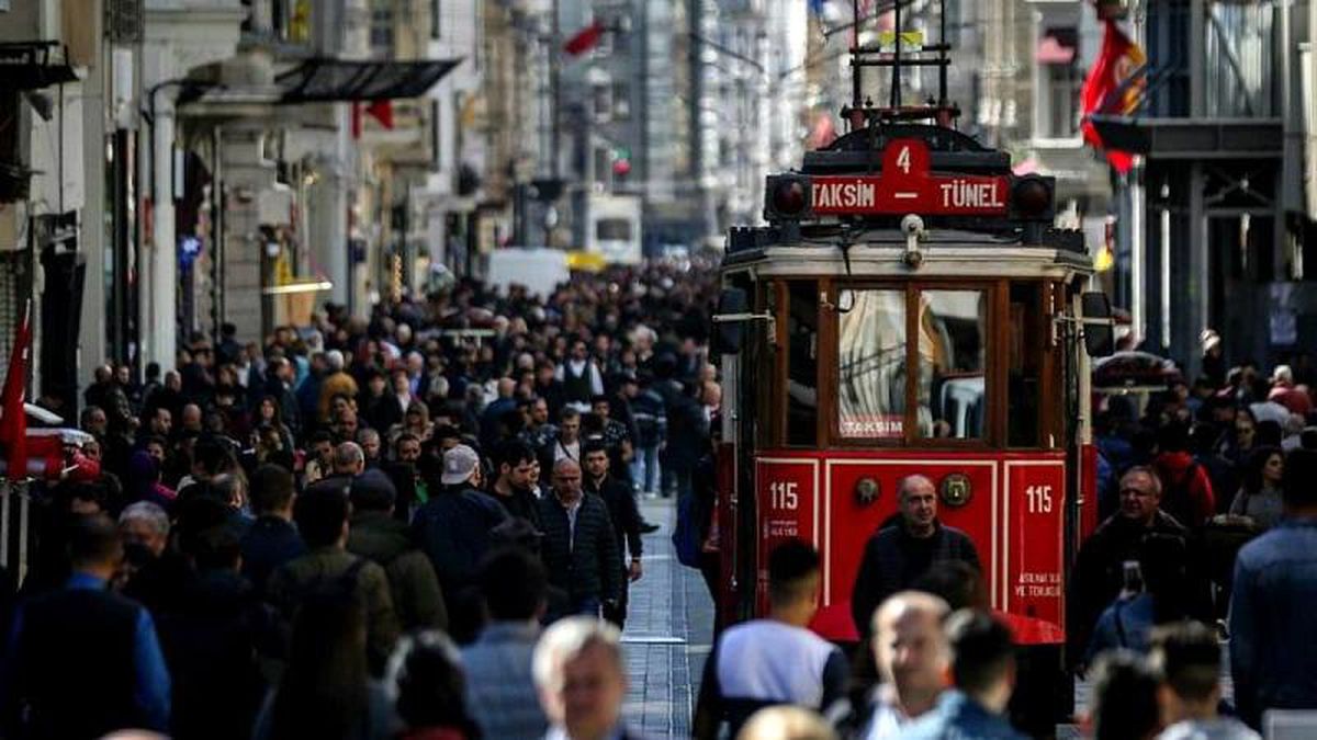 İstanbul seçimleri: İlçelerde hangi aday kaç oy aldı, fark ne kadar?