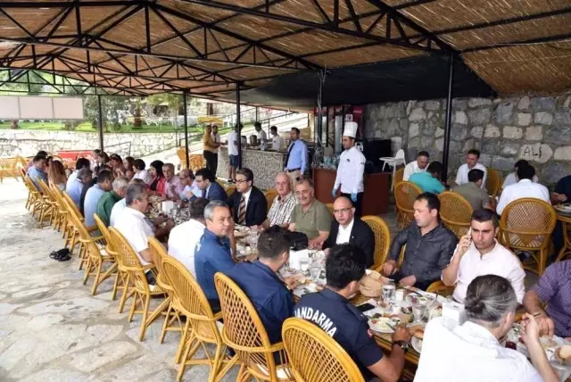 Kuşadası İlçe İdare Kurulu Haziran ayı toplantısı yapıldı Kuşadası İlçe İdare Kurulu Haziran ayı toplantısı yapıldı