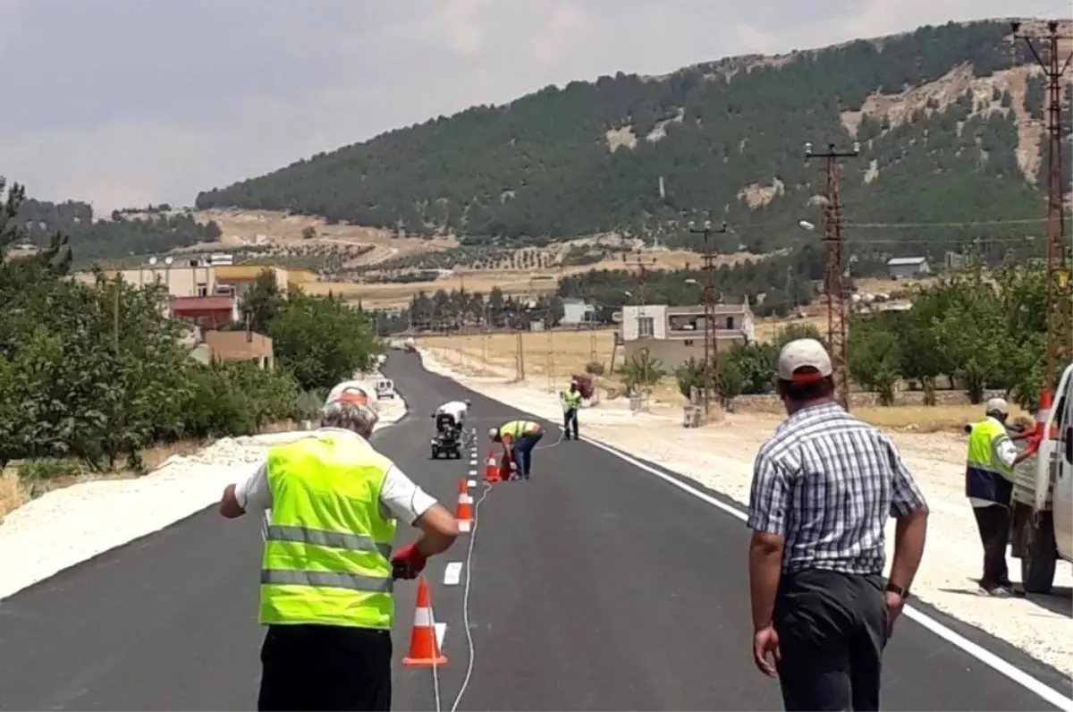 Petrol Caddesinde asfaltı tamamlanan kısım trafiğe açıldı