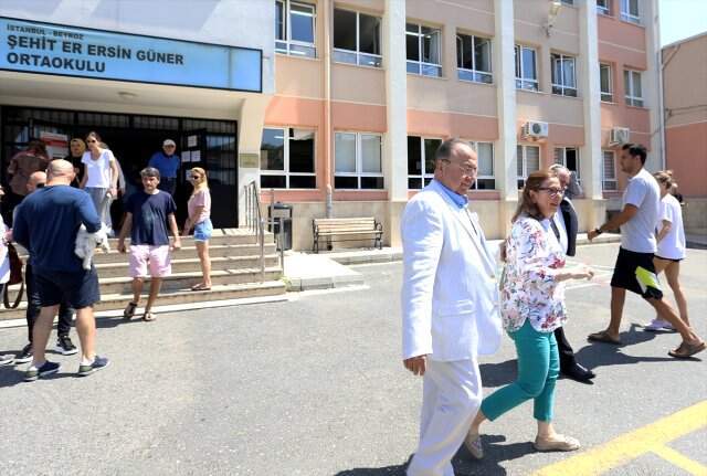 Ticaret Bakanı Pekcan, oyunu Beykoz'da kullandı