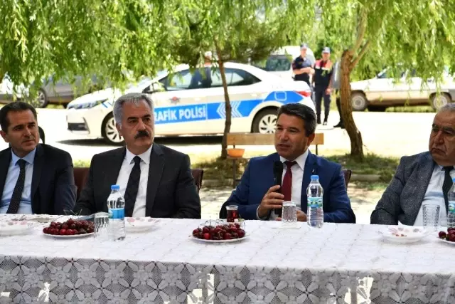 Vali Seymenoğlu dolu hasarı gören bölgeleri inceledi