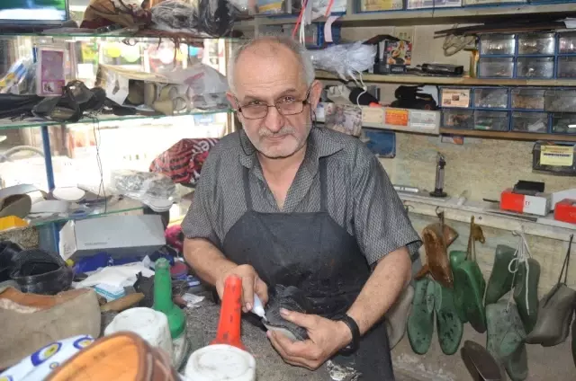 Ayakkabı tamircileri çırak bulamıyor