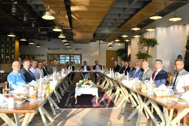 Balıkesir Üniversitesi, Üniversitelerarası Kurul Yönetim Kuruluna ev sahipliği yaptı Balıkesir Üniversitesi, Üniversitelerarası Kurul Yönetim Kuruluna ev sahipliği yaptı