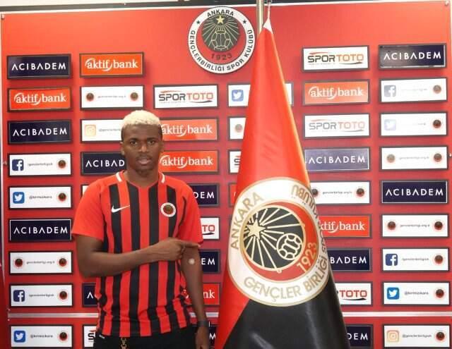 Gençlerbirliği, Sadio Diallo'yu renklerine bağladı