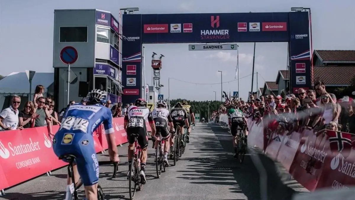 Hammer Serisi kadın bisikletçilerle birlikte Kolombiya yolcusu