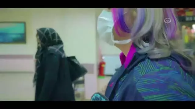 Kanser hastası kadın tedavi sürecini kısa filmle anlattı Kanser hastası kadın tedavi sürecini kısa filmle anlattı