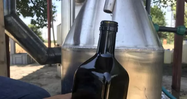 Kokusu ve rengiyle büyüleyen lavantanın yağı da kıymetli! Litre fiyatı 120 euro