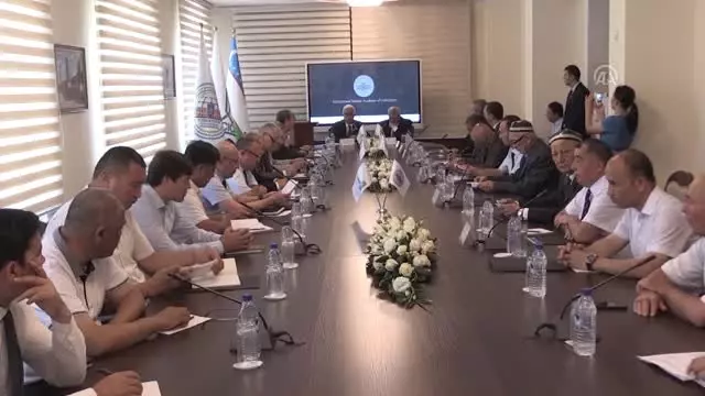 Özbekistan'da İslami bilimlerin başarıları ve perspektifleri konferansı