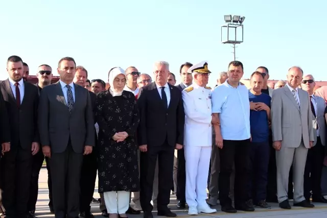 Şehit asker Yalova'da törenle karşılandı Şehit asker Yalova'da törenle karşılandı