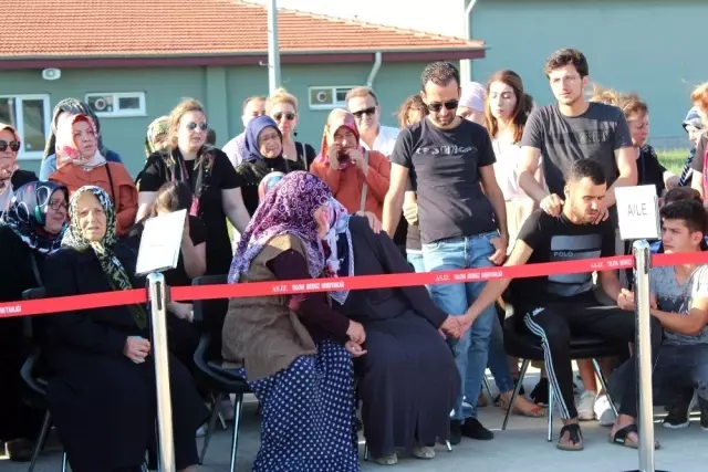 Şehit asker Yalova'da törenle karşılandı Şehit asker Yalova'da törenle karşılandı