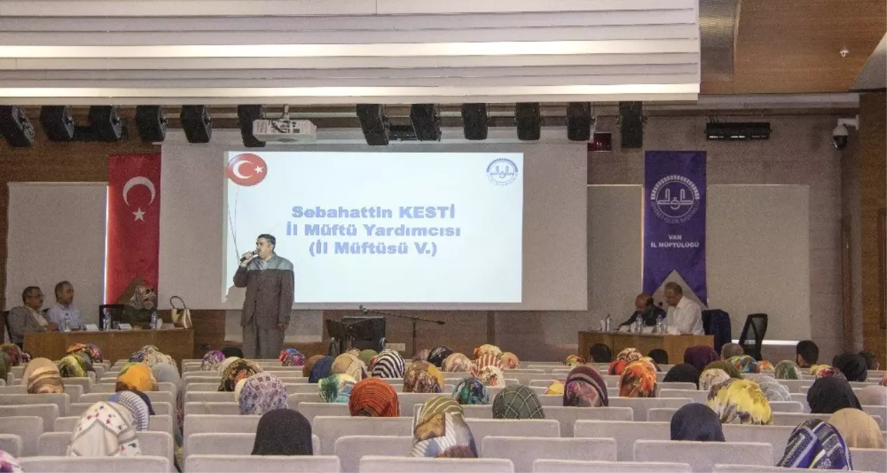 Van'da Kur'an-ı Kerimi Güzel Okuma Bölge Finali Yarışması