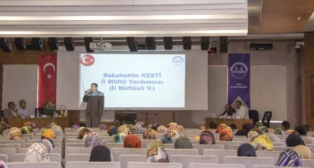 Van'da Kur'an-ı Kerimi Güzel Okuma Bölge Finali Yarışması