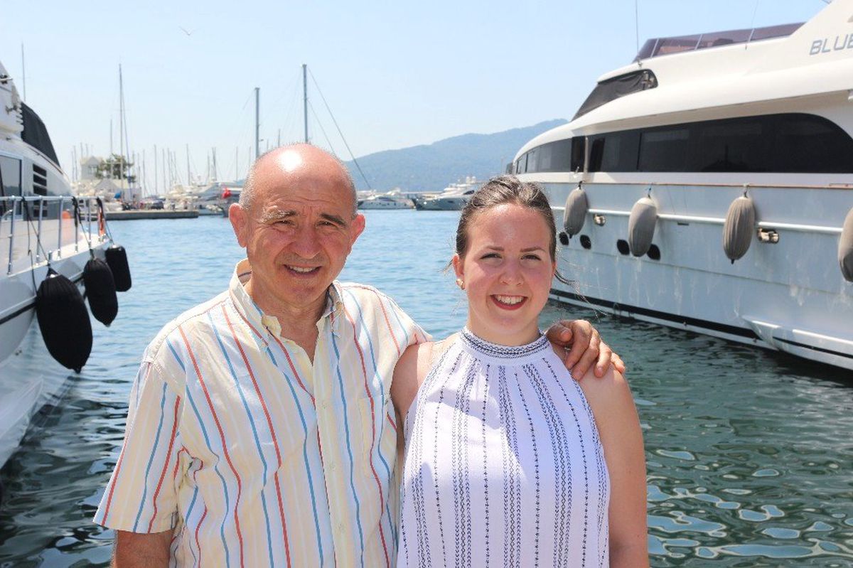 Dünya Şampiyonu Macar güreşçi Toth Marmaris'te tatilde