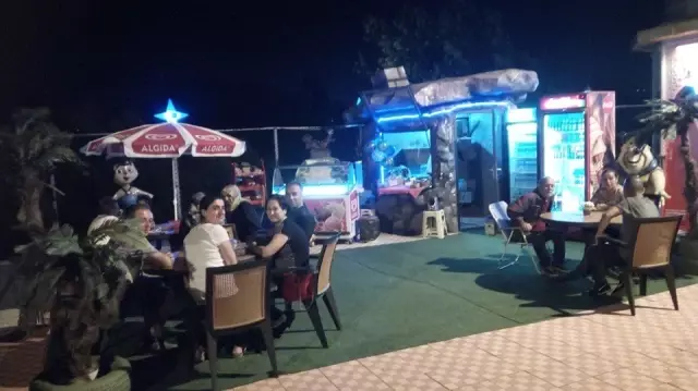 Gülüç halkı sahil bandına akın etti