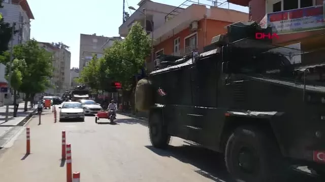 HATAY Suriye sınırına komando ve askeri sevkiyatı devam ediyor