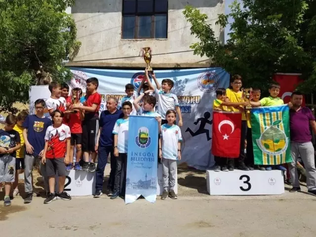 Her yarışmadan ödülle dönüyorlar
