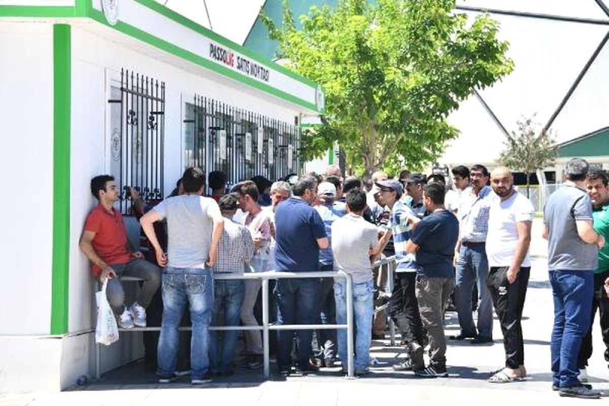 Konyaspor taraftarlarından kombine kartlara yoğun ilgi