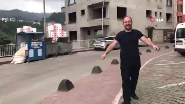 - Rizeli vatandaşın çöp atışı sosyal medyada gündem oldu