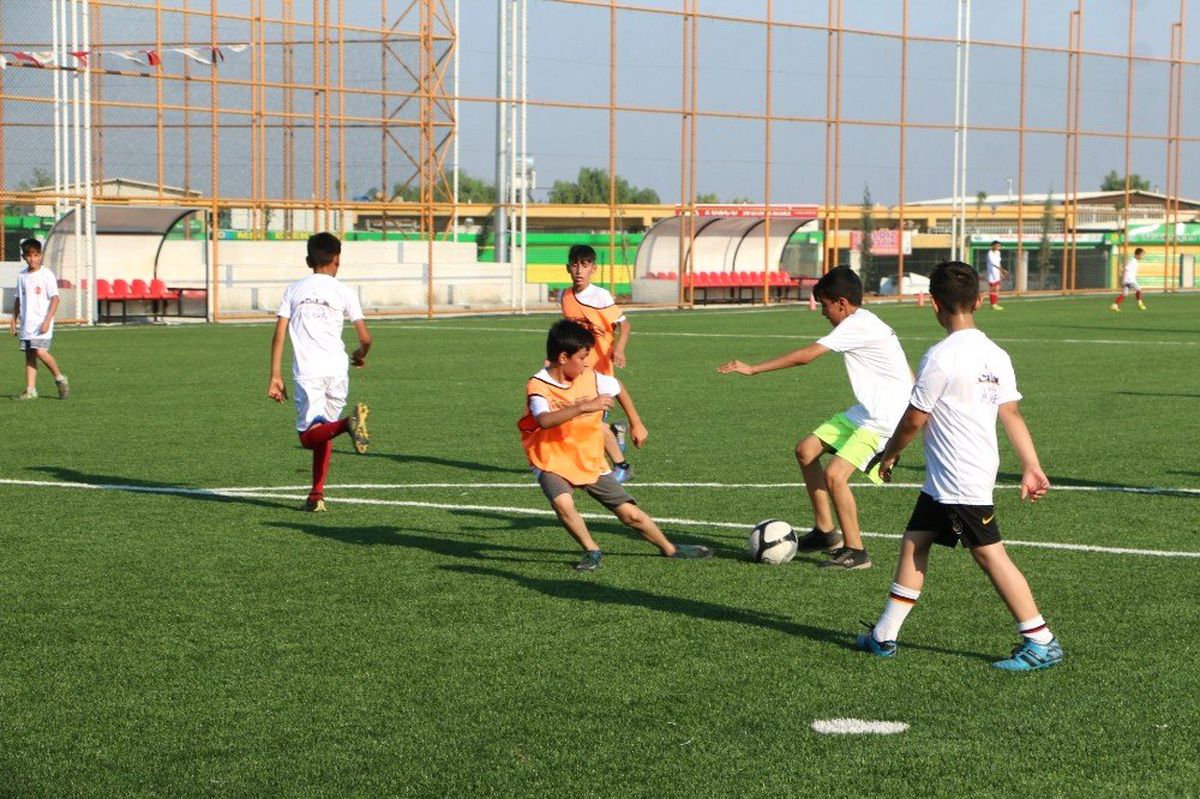 Şanlıurfa'da futbol yaz okuluna yoğun ilgi