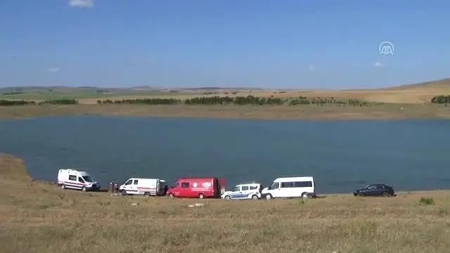 Serinlemek için girdiği gölette boğuldu