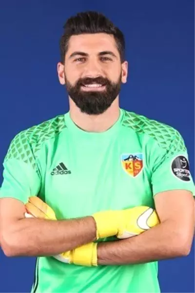 Sivasspor'a yerli kaleci Sivasspor'a yerli kaleci