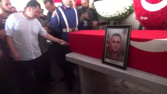 Yalova şehidini son yolculuğuna uğurladı Yalova şehidini son yolculuğuna uğurladı