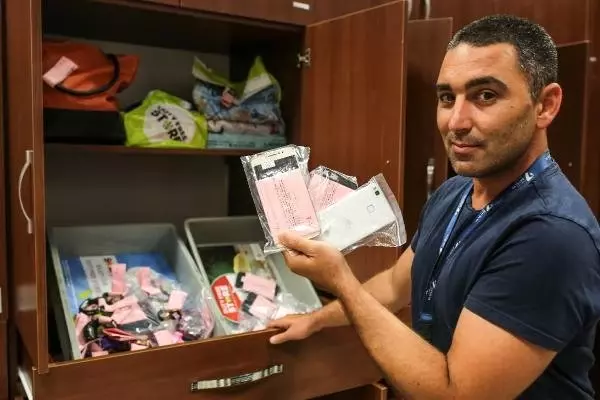 Antalya Havalimanı'nda buluntu eşya duyarlılığı Antalya Havalimanı'nda buluntu eşya duyarlılığı