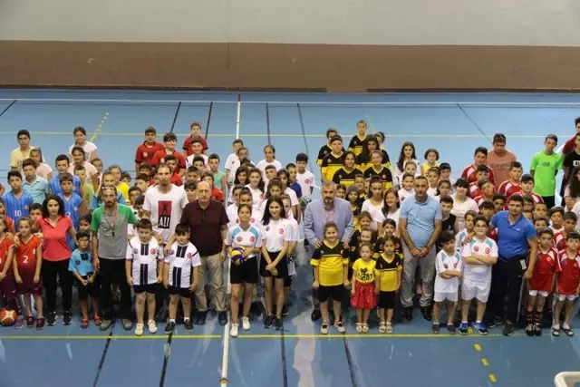 Bafra Belediyesi Yaz Spor Okullarına coşkulu açılış Bafra Belediyesi Yaz Spor Okullarına coşkulu açılış