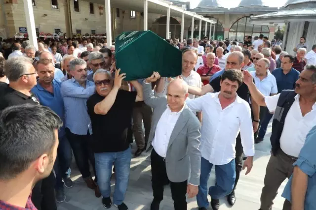 Başkan Akgün'ün acı günü Başkan Akgün'ün acı günü