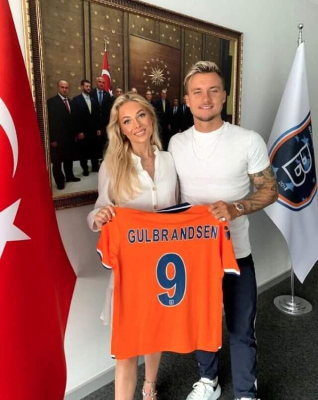 Galatasaray maçında dikkatleri üzerine çeken Malene Pedersen, Başakşehir'in yeni yengesi çıktı