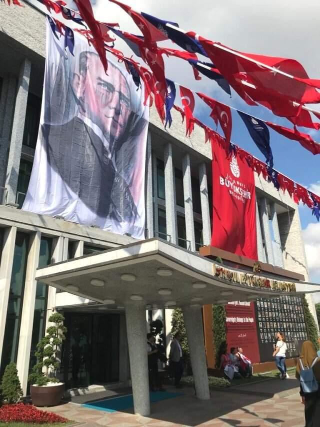 İstanbul Büyükşehir Belediyesi, Ekrem İmamoğlu'nu karşılamaya hazırlanıyor