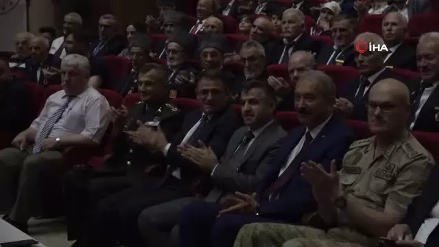 Kıbrıs gazilerine 45 yıl sonra madalya ve beratları tevdi edildi Kıbrıs gazilerine 45 yıl sonra madalya ve beratları tevdi edildi