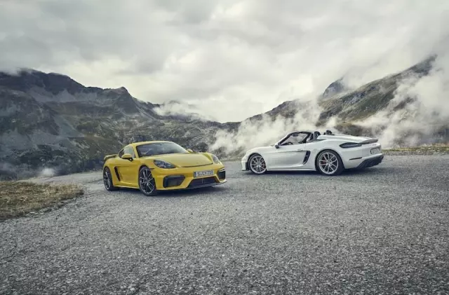 Porsche 718 Spyder ve 718 Cayman GT4, 420 Beygirlik Güç Porsche 718 Spyder ve 718 Cayman GT4, 420 Beygirlik Güç
