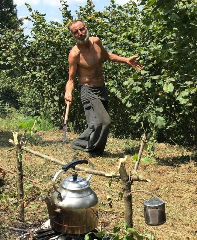 Ünlü oyuncu Gürkan Uygun, kendini çiftlik hayatına adadı