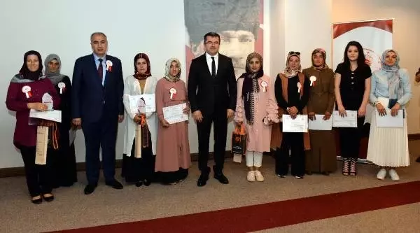 Erzurum Valisi: Kadınlarımız çobanla evlenmiyorlar, bizde ismini değiştirip 'sürü yöneticisi' koyduk Erzurum Valisi: Kadınlarımız çobanla evlenmiyorlar, bizde ismini değiştirip 'sürü yöneticisi' koyduk