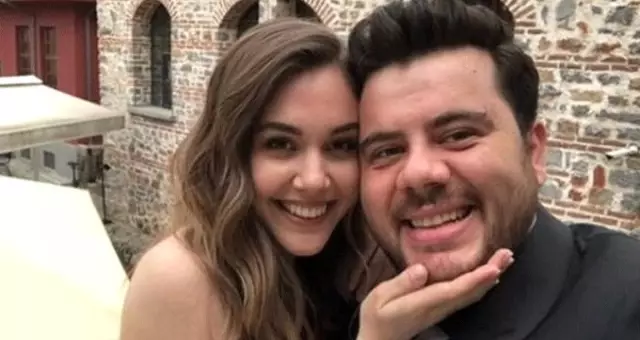 Yenenler çiftinden güldüren hamilelik pozu! Yenenler çiftinden güldüren hamilelik pozu!