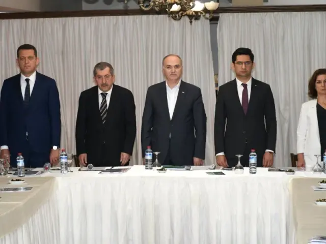 BAKAB'ın yeni Başkanı Dr. Faruk Özlü oldu BAKAB'ın yeni Başkanı Dr. Faruk Özlü oldu