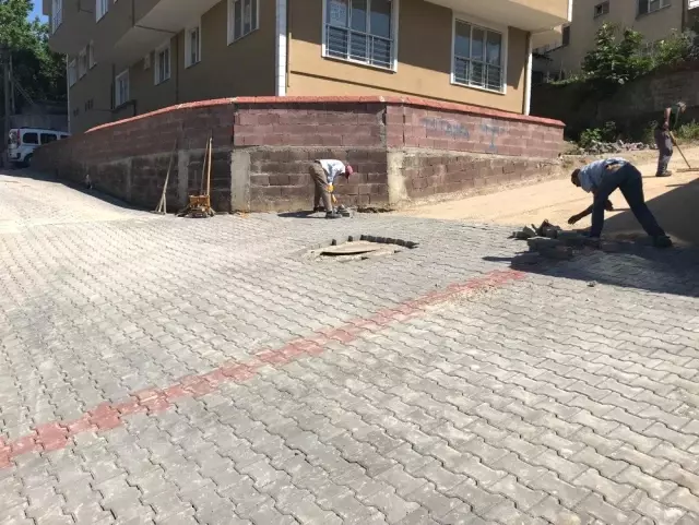 Beton parke yol düzenleme çalışması başladı