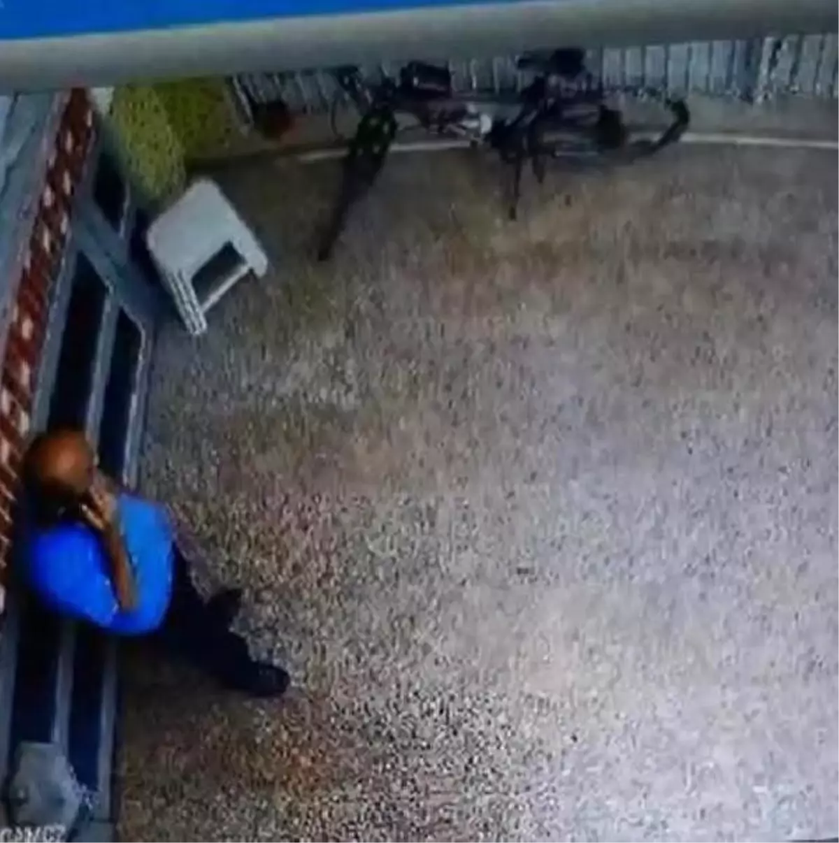 Bisiklet hırsızlığı kamerada