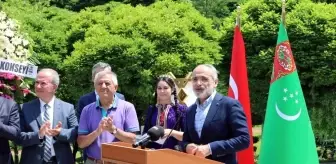 Yalçın Topçu: Cumhurbaşkanı Başdanışmanı Topçu, Mahtumkulu Firaki Şiir Bayramı'nı kutladı Yalçın Topçu: Cumhurbaşkanı Başdanışmanı Topçu, Mahtumkulu Firaki Şiir Bayramı'nı kutladı