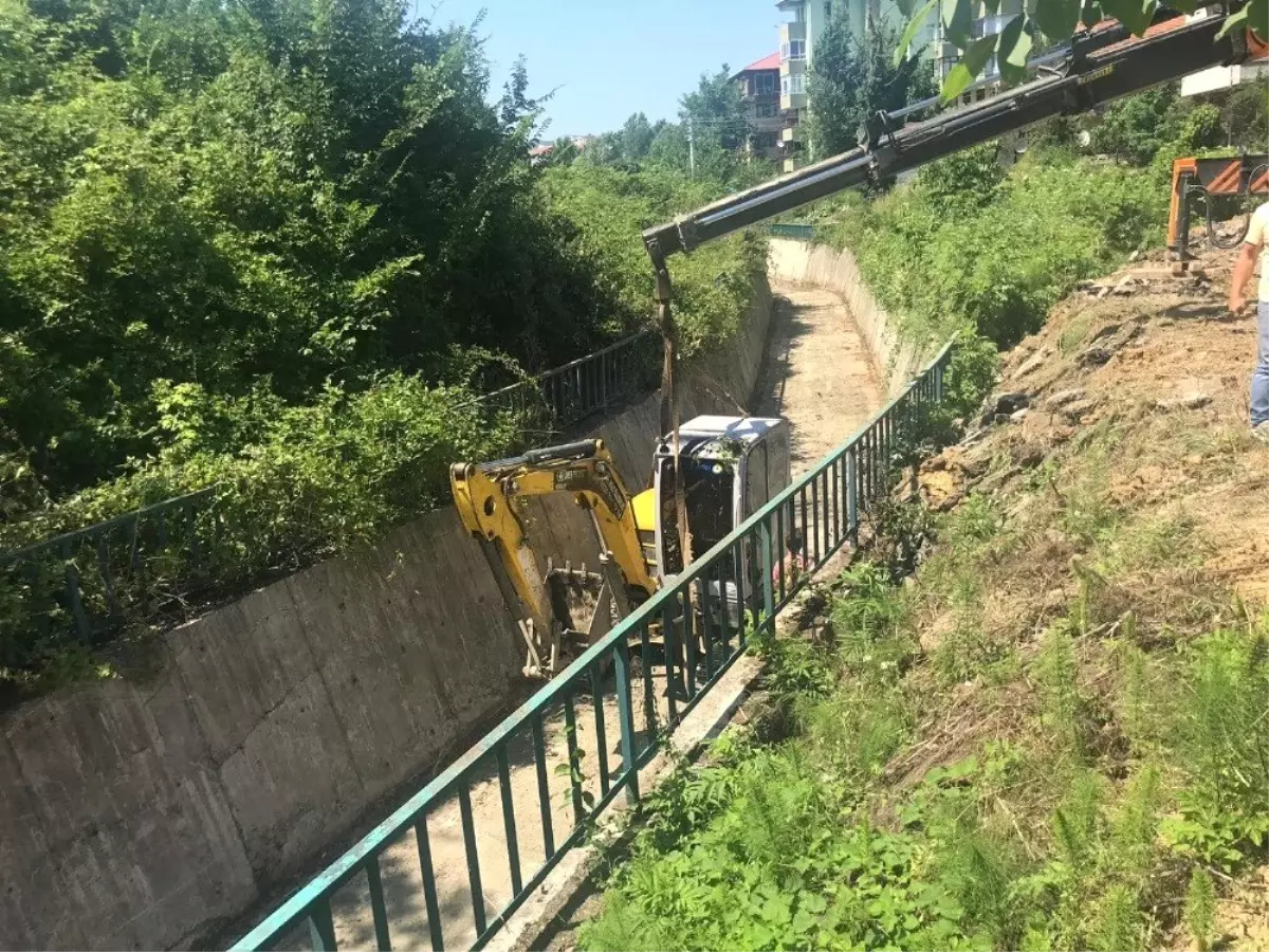 Dere içi temizleniyor