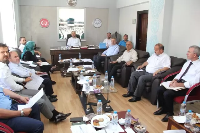 İl Müftüsü Güven'den Özvatan ve Felahiye İlçelerine Ziyaret İl Müftüsü Güven'den Özvatan ve Felahiye İlçelerine Ziyaret