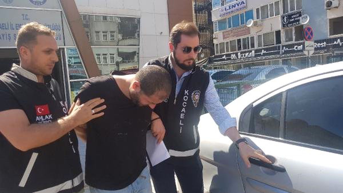 İzmit te fuhuş operasyonu: 3 gözaltı