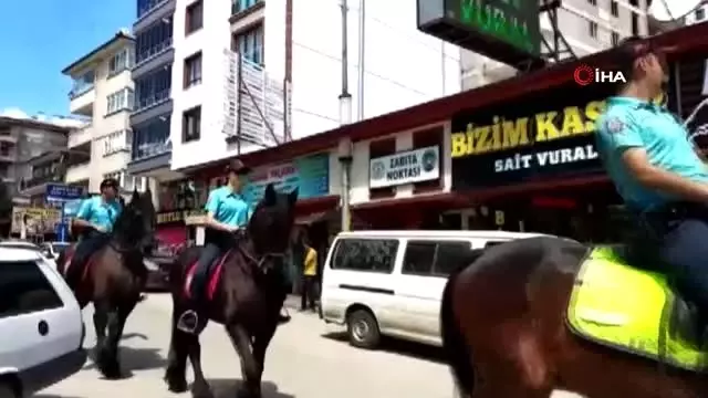 Kızılcahamam sokaklarında atlı polisler dönemi başladı