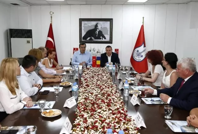 Konak-Bükreş köprüsü güçleniyor Konak-Bükreş köprüsü güçleniyor