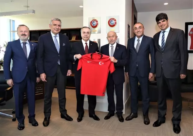 Mustafa Cengiz'den TFF Başkanı Nihat Özdemir'e ziyaret