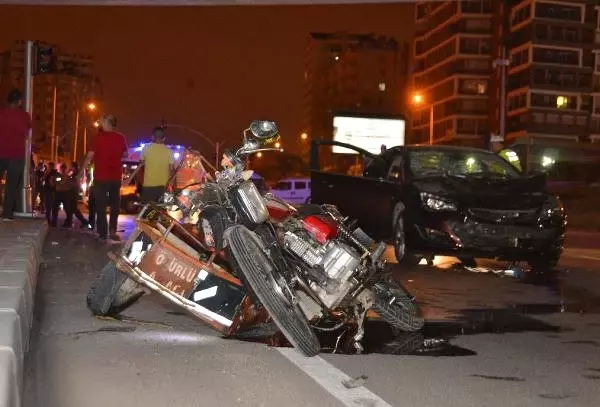Otomobille engelli motosikleti çarpıştı: 1 ölü, 1 yaralı