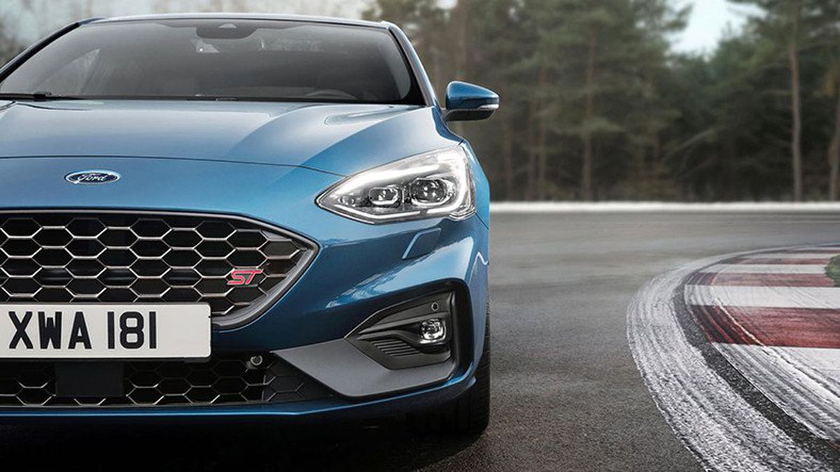Yeni Ford Focus ST'nin Aşırı Etkileyici 0-100 km/sa Süresi (Video)